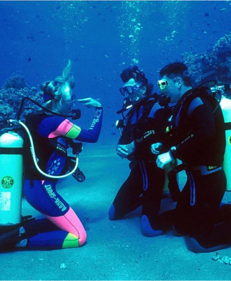 Mergulho com cilindro e snorkel
